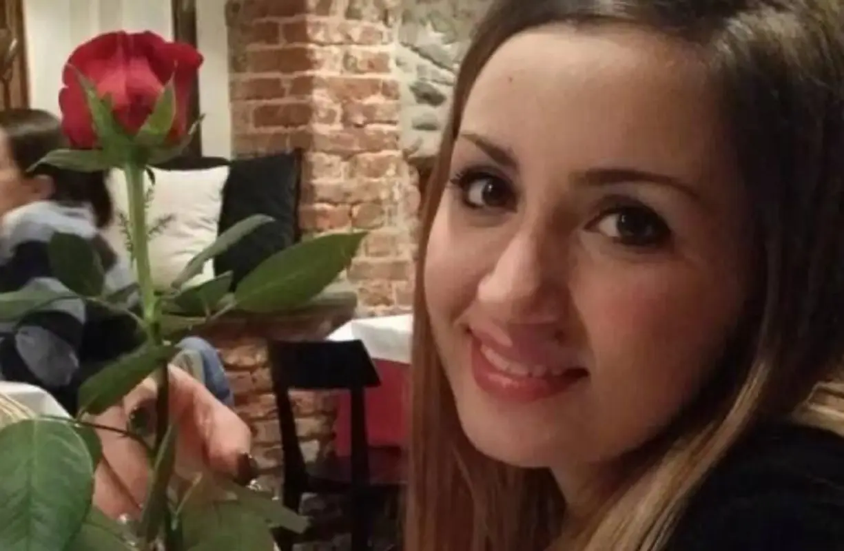 Muore dopo il parto cesareo choc a Malgesso: addio alla 32enne Veronica Pignata, aperta inchiesta