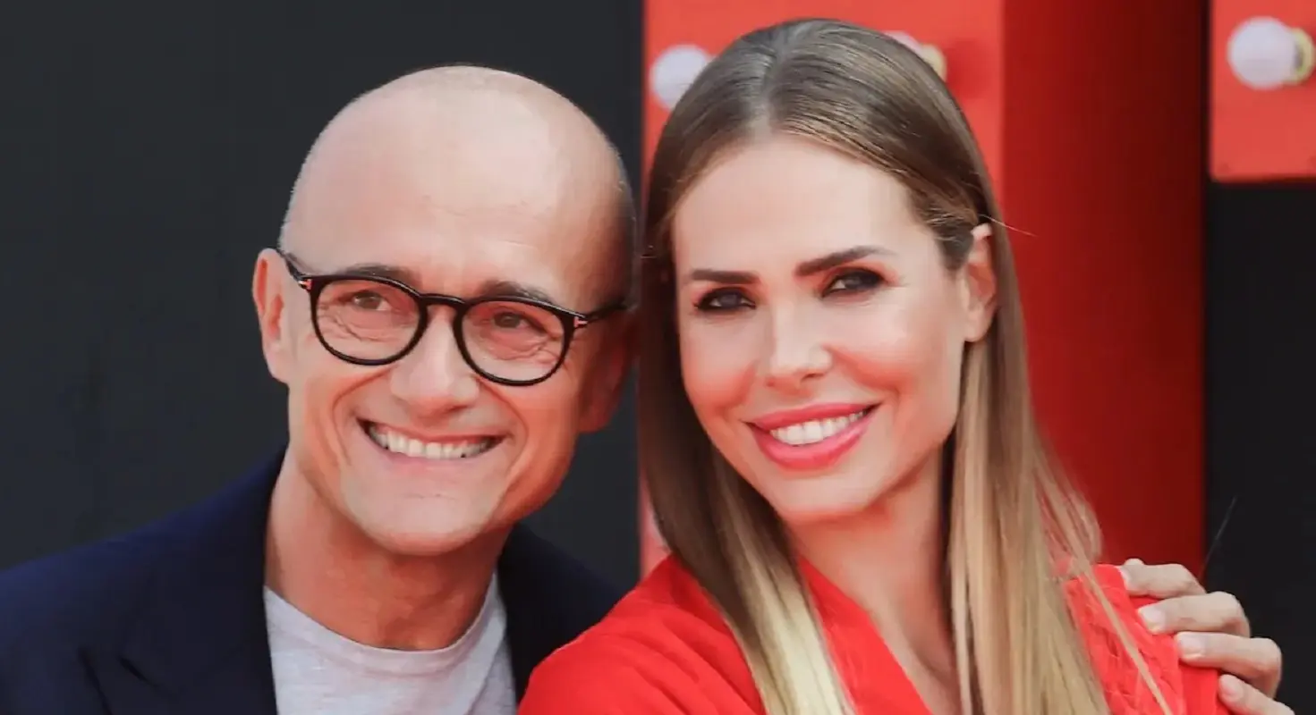 Grande Fratello 2026, i nomi scelti da Signorini: chi può tornare con Ilary Blasi Grande Fratello 2026, i nomi scelti da Signorini: chi può tornare con Ilary Blasi