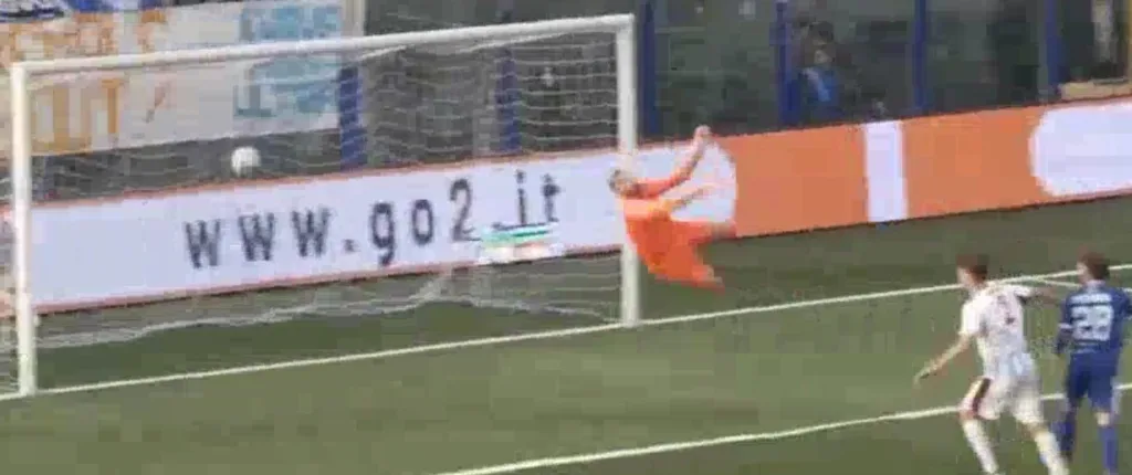 Il terzo gol del Siracusa