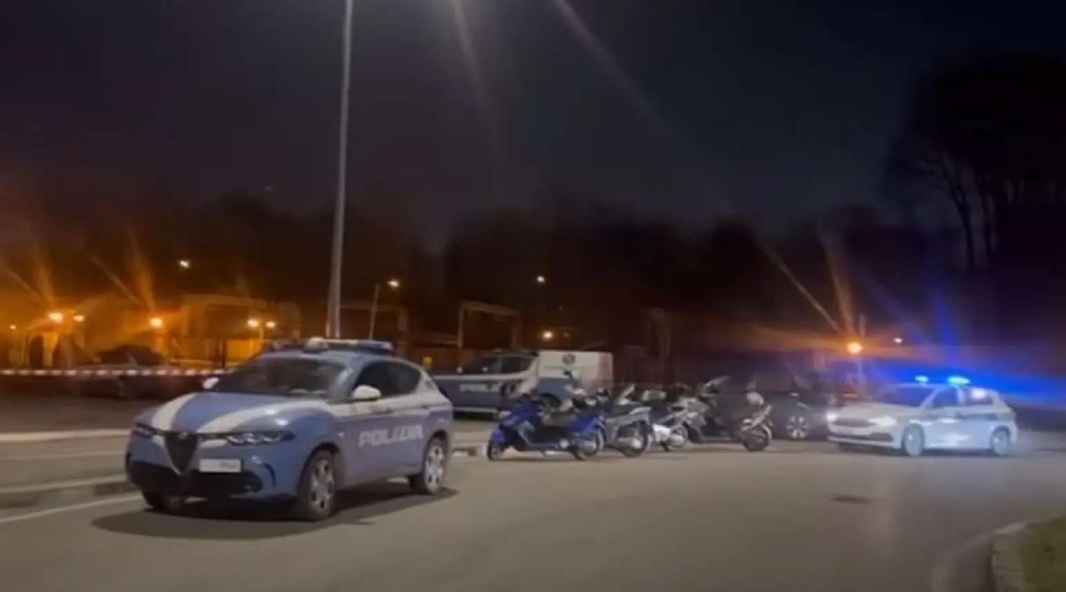 Milano, la pistola a salve e l’alt ignorato, 28enne ucciso a Rogoredo durante un controllo antidroga