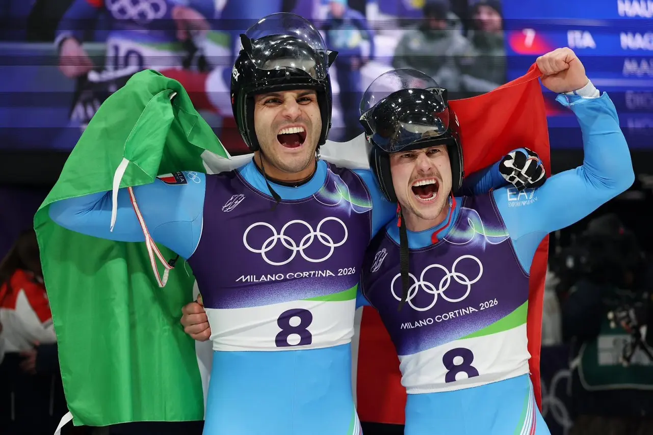 Notte leggendaria nello slittino: Rieder e Kainzwaldner conquistano l’oro olimpico a Cortina