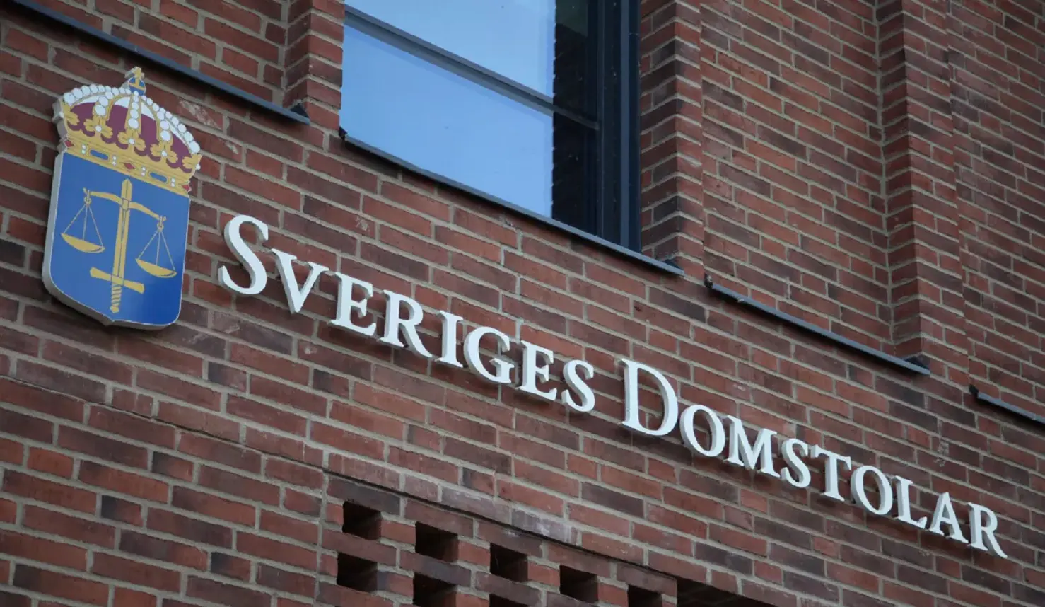 Svezia, vende la moglie ad almeno 120 uomini: maxi inchiesta per prostituzione aggravata