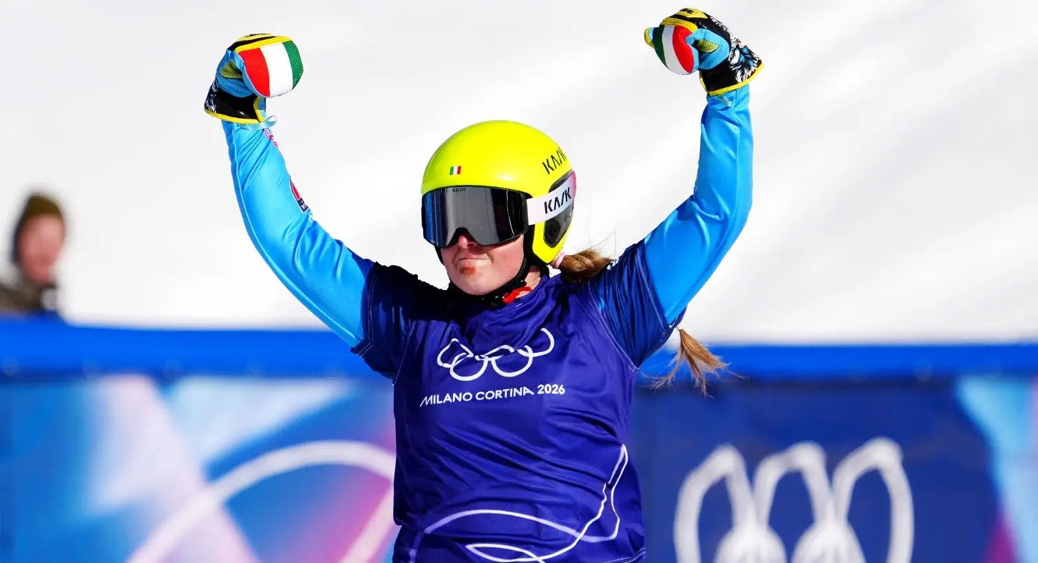 ‘Non muoio mai, è la forza del cuore’: Michela Moioli di bronzo a Livigno dopo la caduta choc
