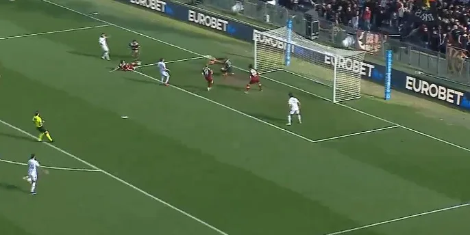 Donnarumma ancora decisivo su D'Ausilio