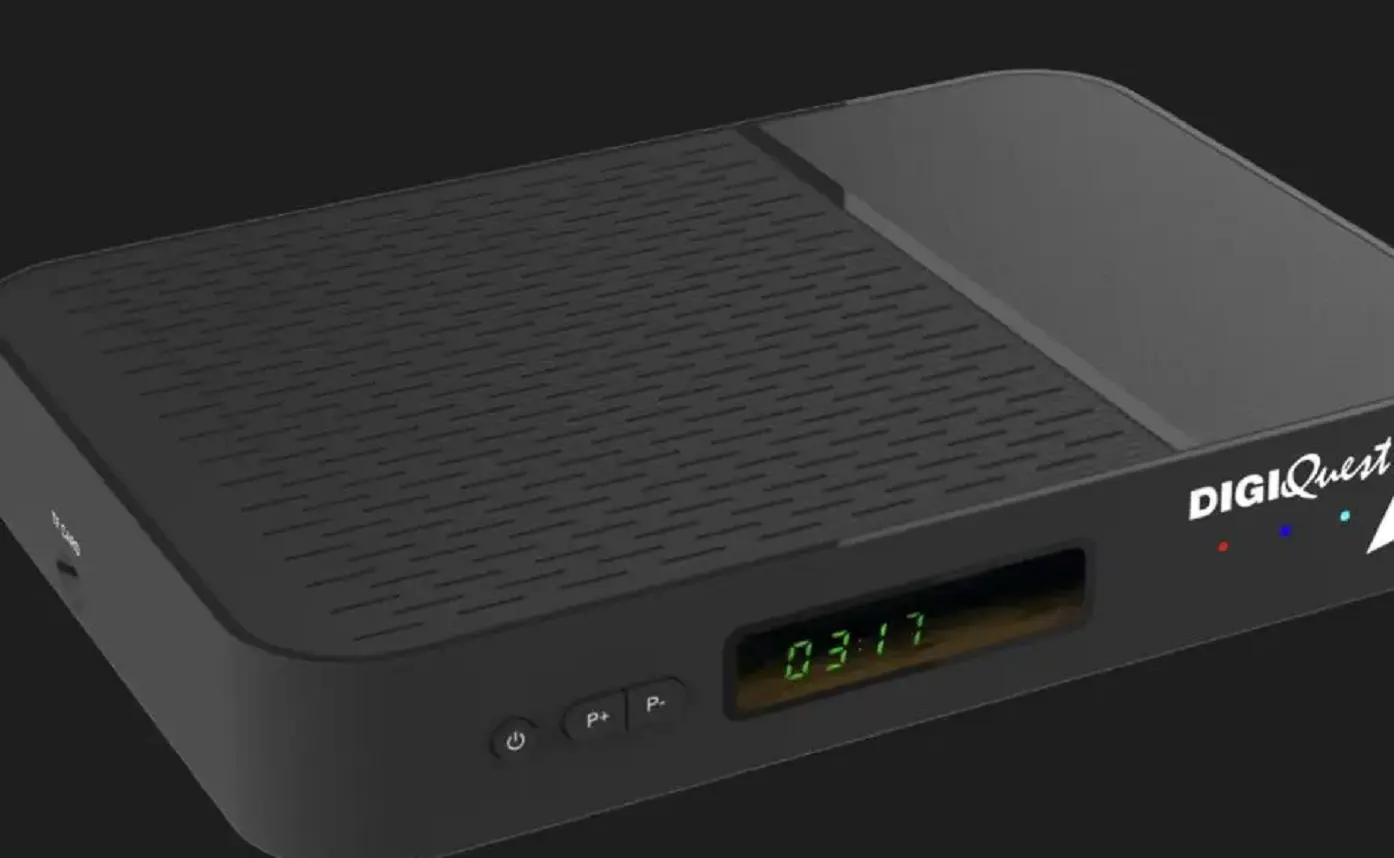 Arriva il decoder universale: un solo telecomando per TV, satellite e streaming (e può trasformare la tua vecchia TV)