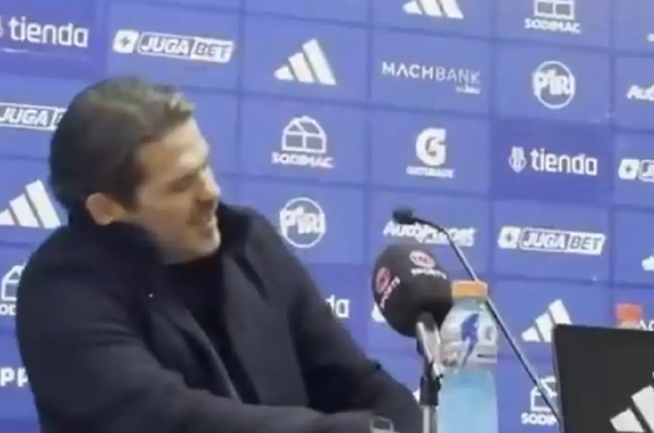 Smorfia di dolore per Fernando Gago prima del malore
