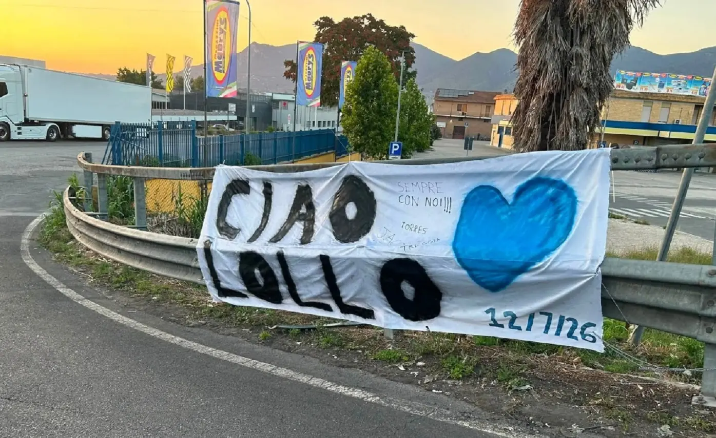 La dedica degli amici a Lorenzo Serangeli