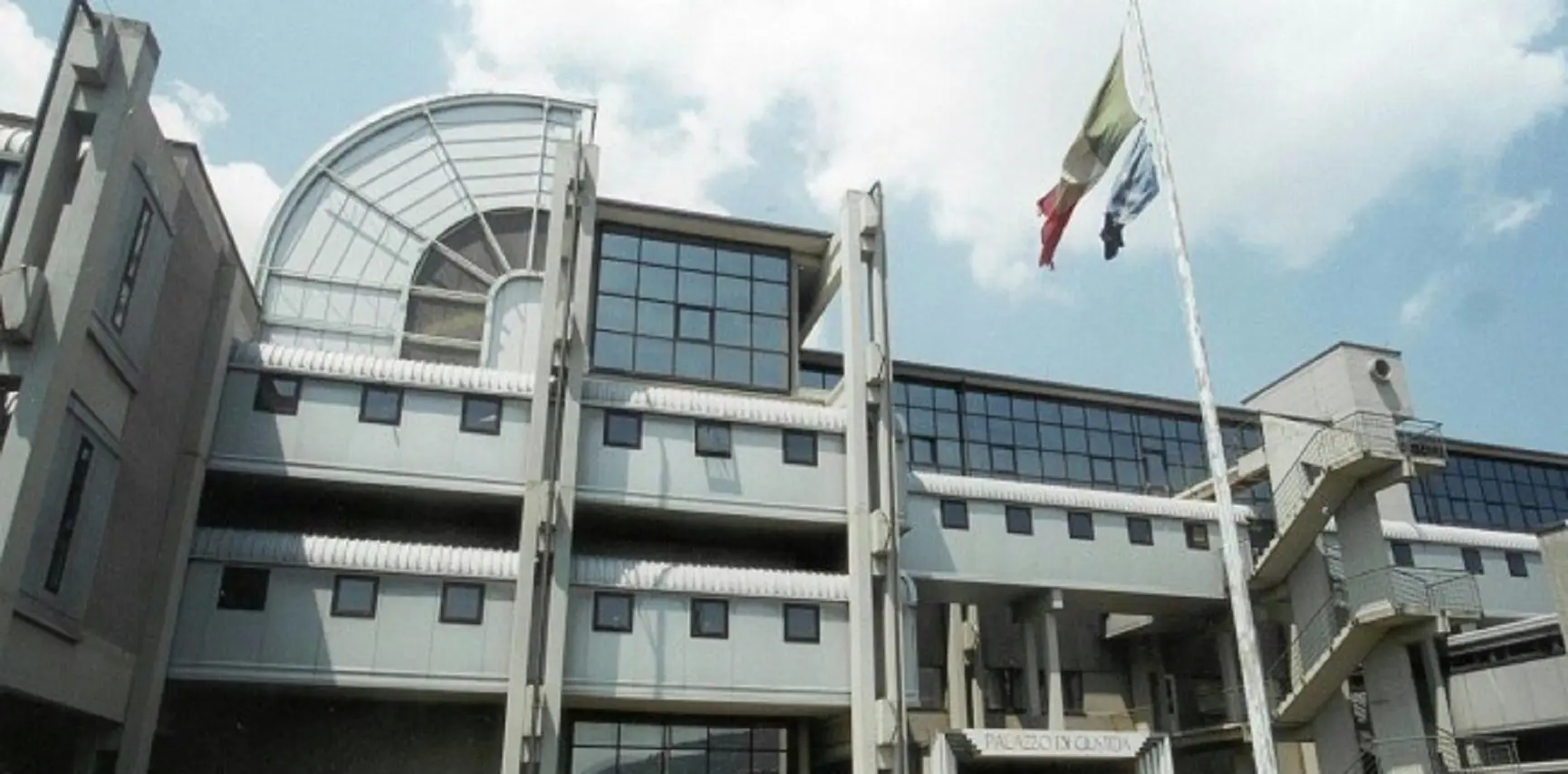 Sulla vicenda indaga la Procura della Repubblica di Prato
