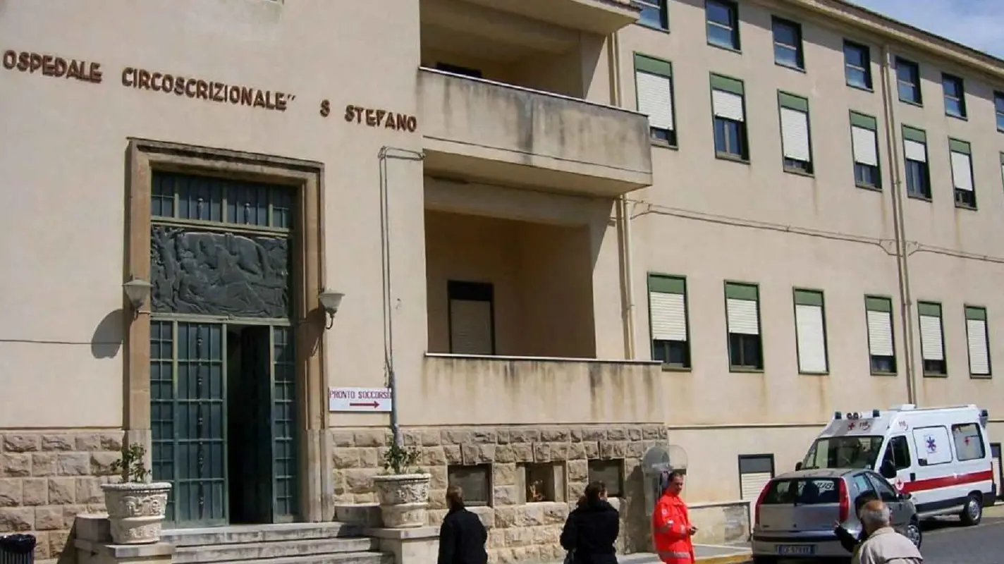 I feriti sono stati ricoverati all'ospedale Santo Stefano di Caltanissetta