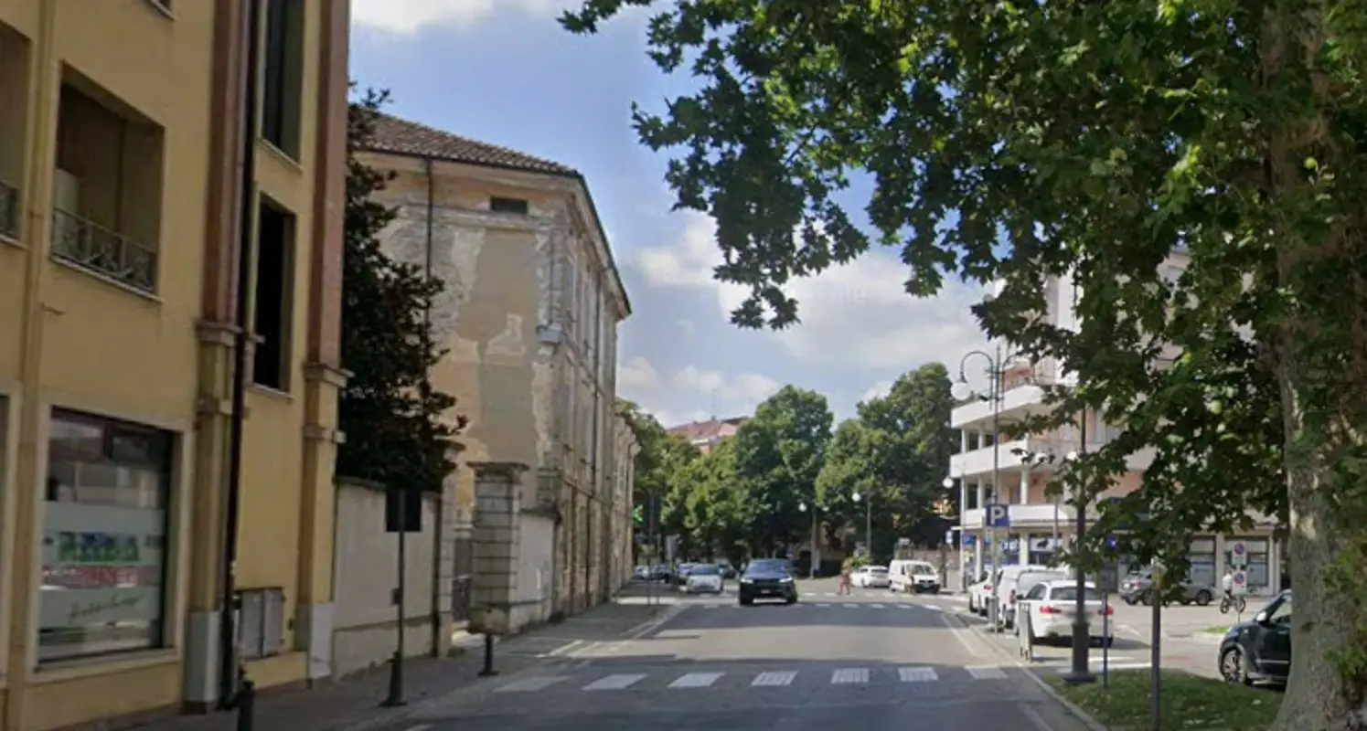 Bimbo cade dal balcone, dramma a Viadana