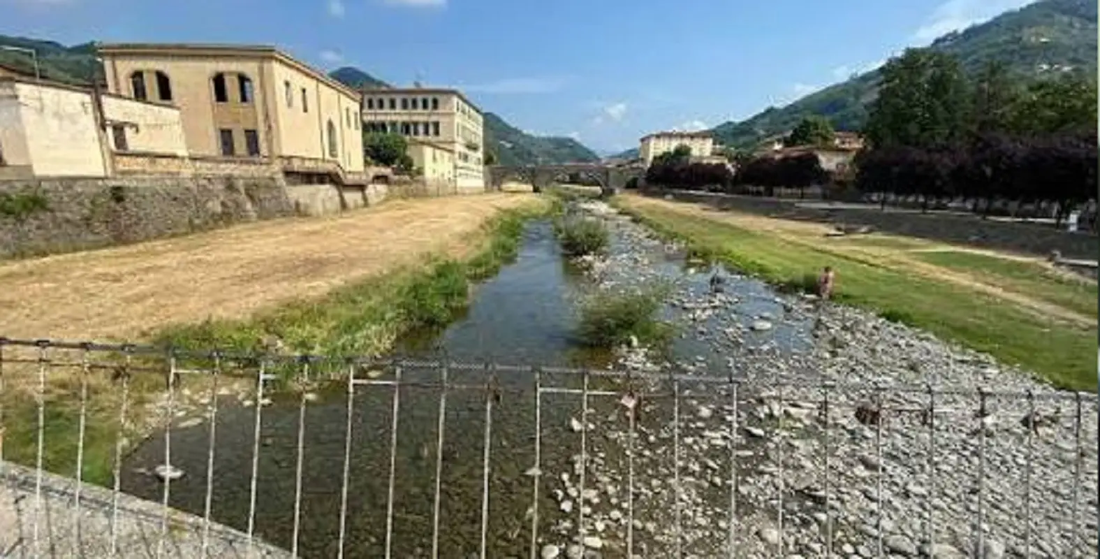 pescia 20enne rifiuta il 38enne e viene torturata sul fiume le urla disperate e l8217intervento decisivo di un passante da Notizieaudaci.it pescia 20enne rifiuta il 38enne e viene torturata sul fiume le urla disperate e l8217intervento decisivo di un passante