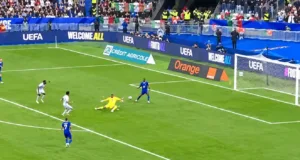 Pagelle Francia-Italia 1-1: Donnarumma mostruoso, Bastoni goleador. Tutti i voti degli azzurri