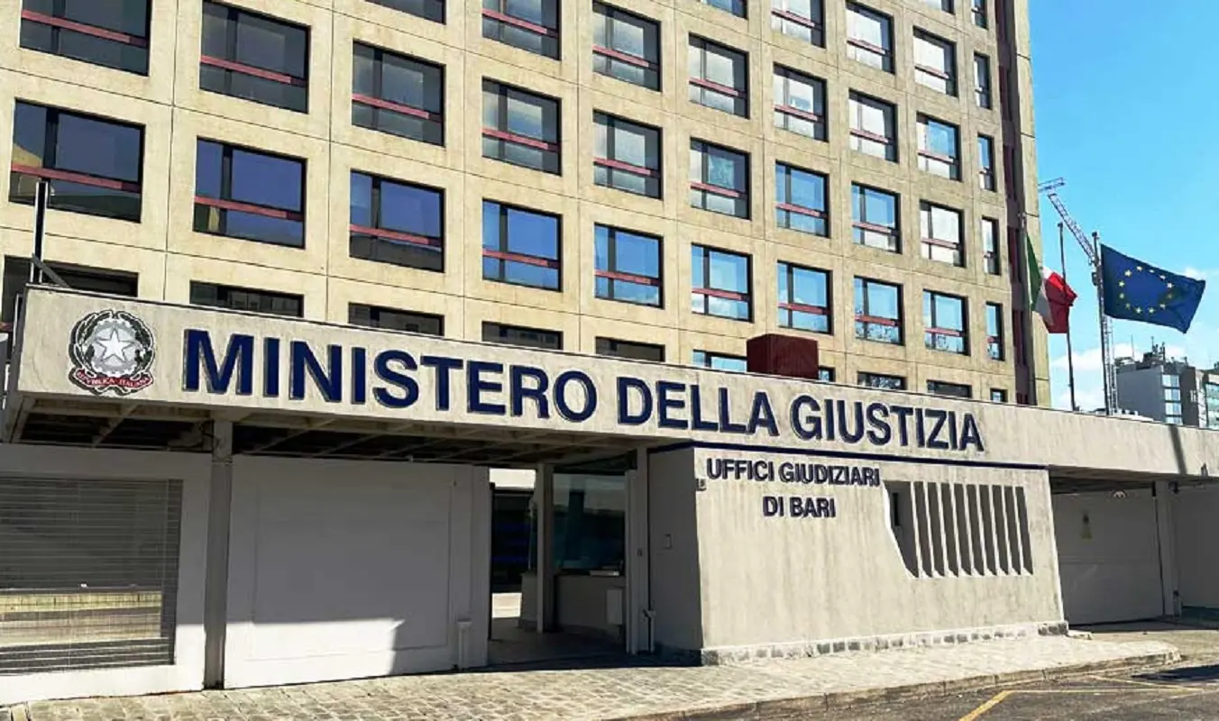 L'arresto è scattato su disposizione della Procura di Bari